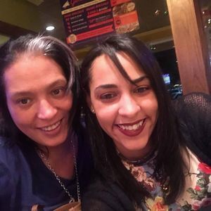 Meet your Posher, Ana